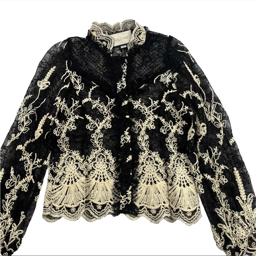 Alexis Womens Embroidered Lace Top Black & White Size S Long Sleeve